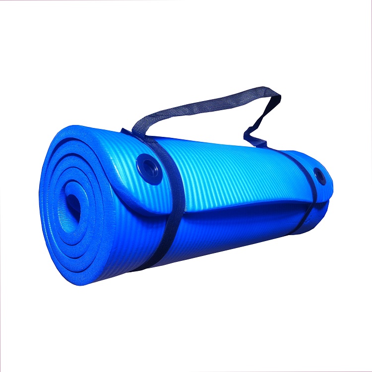 Tapis de fitness PROFI 16 mm accroche trous 